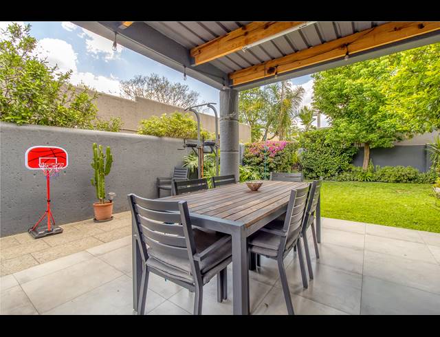 3 BEDROOM HOUSE FOR SALE IN CEDAR LAKES